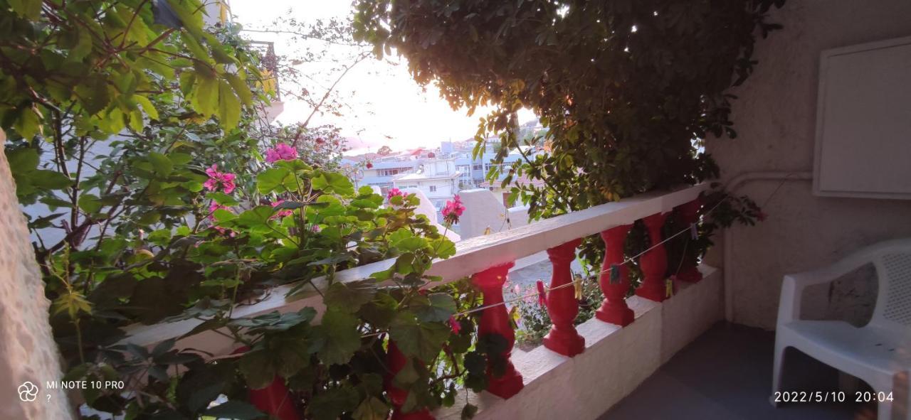 Odysseas Hotel Samos Екстер'єр фото