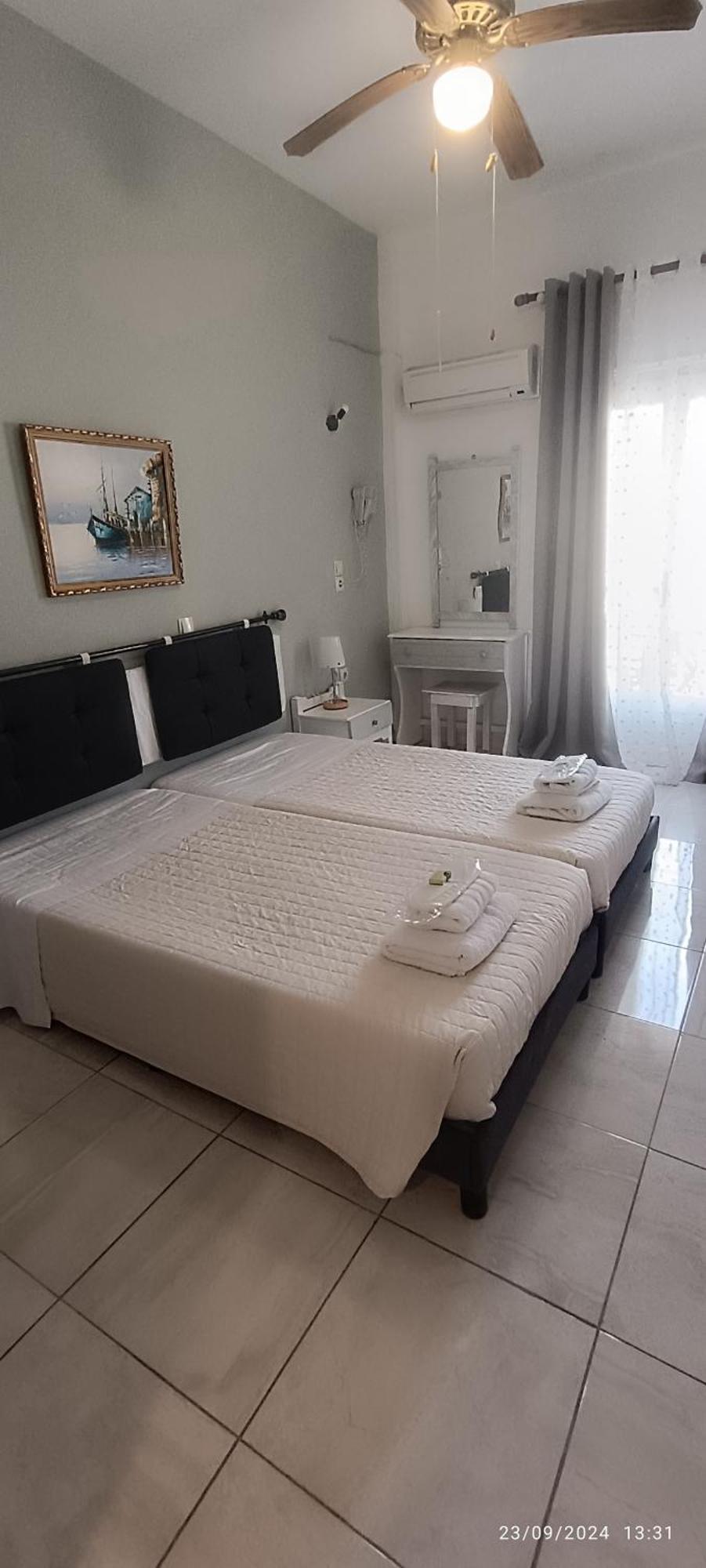 Odysseas Hotel Samos Екстер'єр фото
